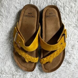 Earth Origins Onida Amber Yellow Nubuck Braided Thong Sandals‎ Size 8